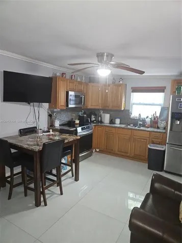 2231 NW 4th Terrace Miami FL 33125