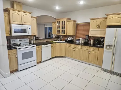2231 NW 4th Terrace Miami FL 33125