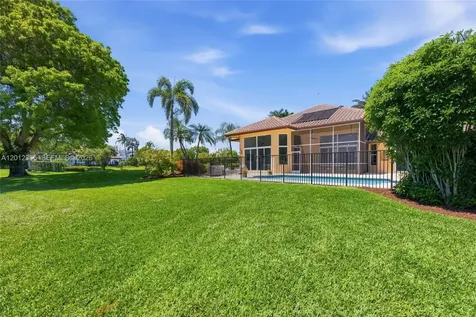 3160 Paddock Road Weston FL 33331