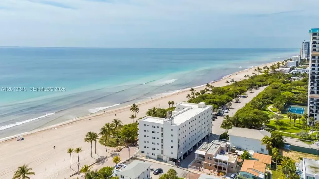 901 S Surf Road Hollywood FL 33019