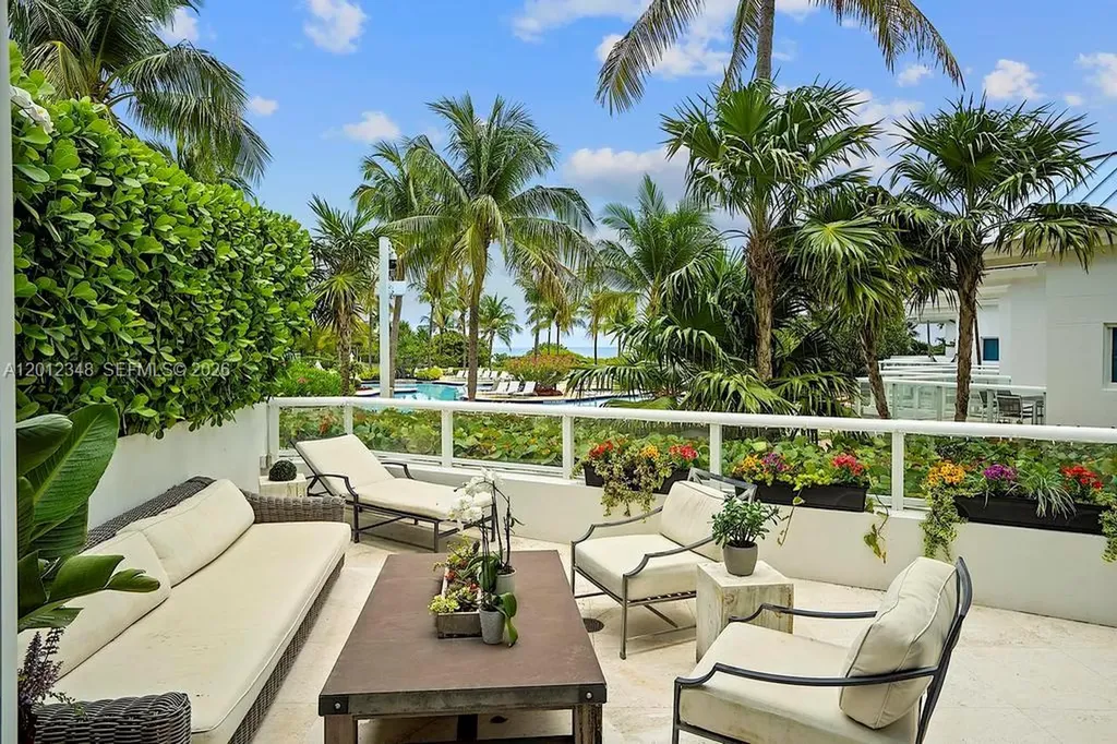 50 S Pointe Drive Miami Beach FL 33139