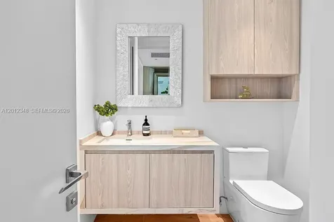 50 S Pointe Drive Miami Beach FL 33139