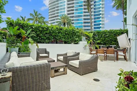 50 S Pointe Drive Miami Beach FL 33139
