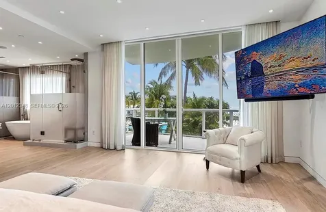 50 S Pointe Drive Miami Beach FL 33139