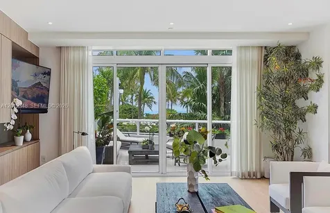 50 S Pointe Drive Miami Beach FL 33139