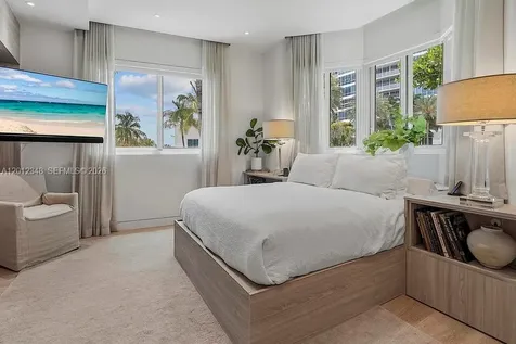 50 S Pointe Drive Miami Beach FL 33139