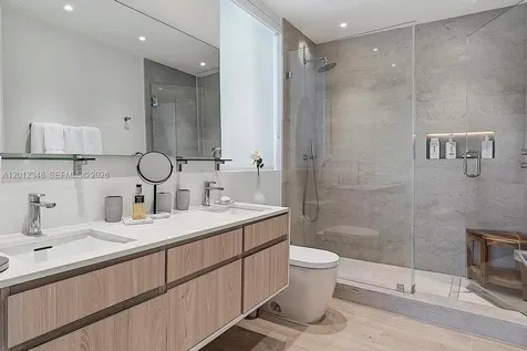 50 S Pointe Drive Miami Beach FL 33139