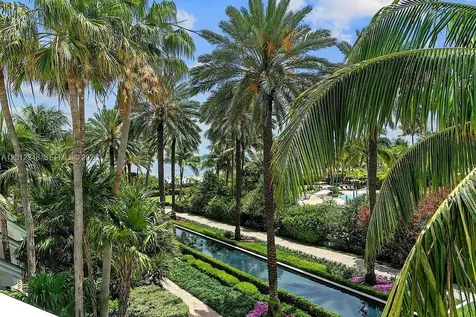 50 S Pointe Drive Miami Beach FL 33139
