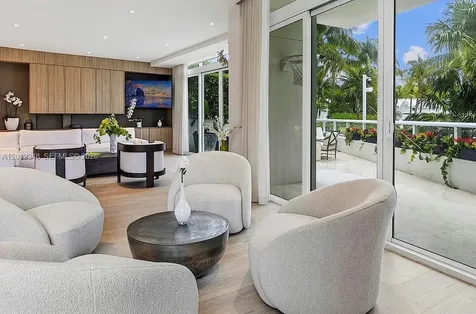 50 S Pointe Drive Miami Beach FL 33139