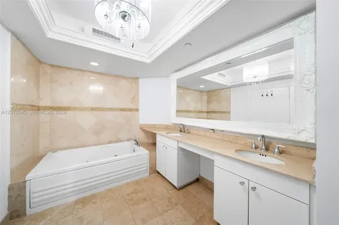 4775 Collins Avenue Miami Beach FL 33140