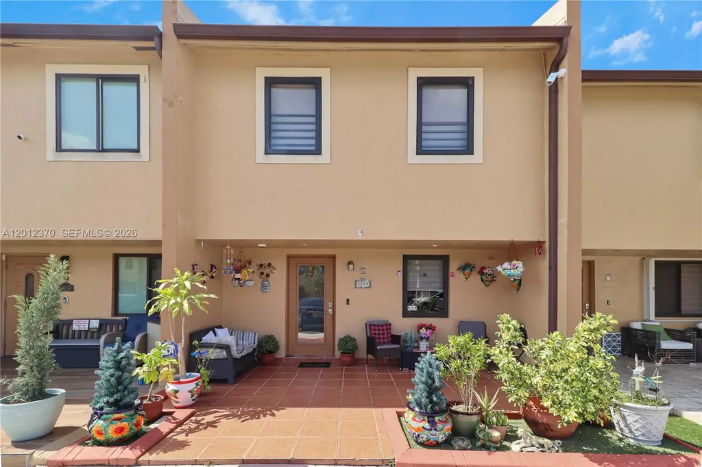 3859 SW 99th Avenue Miami FL 33165