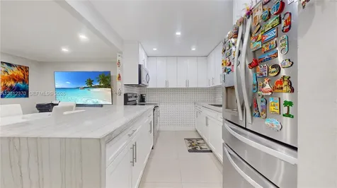 3859 SW 99th Avenue Miami FL 33165