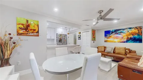 3859 SW 99th Avenue Miami FL 33165
