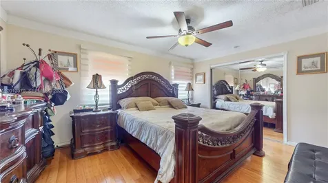 3859 SW 99th Avenue Miami FL 33165
