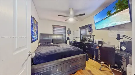 3859 SW 99th Avenue Miami FL 33165