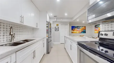 3859 SW 99th Avenue Miami FL 33165