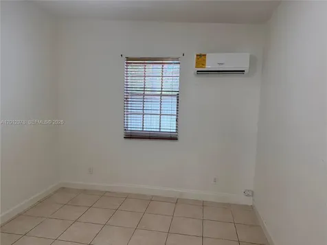 3620 NW 19th Street Miami FL 33125