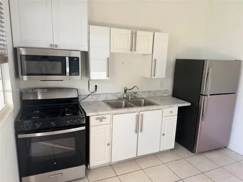 3620 NW 19th Street Miami FL 33125