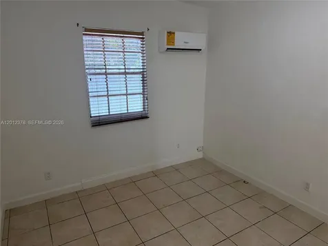 3620 NW 19th Street Miami FL 33125