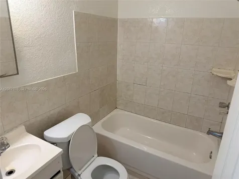3620 NW 19th Street Miami FL 33125
