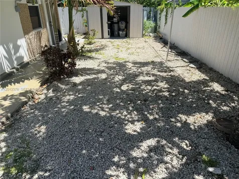 3620 NW 19th Street Miami FL 33125