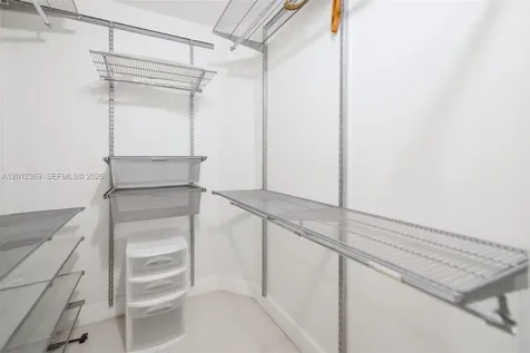 1688 West Avenue Miami Beach FL 33139