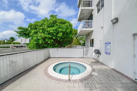1688 West Avenue Miami Beach FL 33139