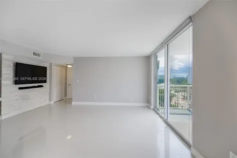 1688 West Avenue Miami Beach FL 33139