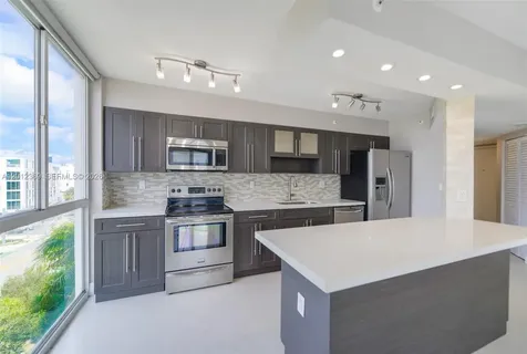 1688 West Avenue Miami Beach FL 33139