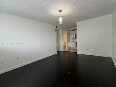 468 NE 206th Lane Miami FL 33179
