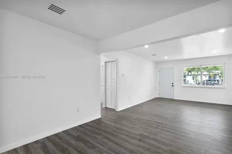 1061 NW 108 Terrace Miami FL 33168