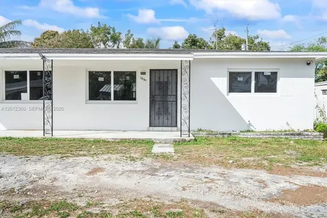 1061 NW 108 Terrace Miami FL 33168