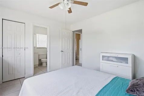 7811 SW 9th Street North Lauderdale FL 33068