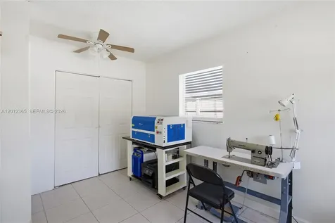 7811 SW 9th Street North Lauderdale FL 33068