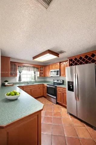 1045 NW 126th Place Miami FL 33182