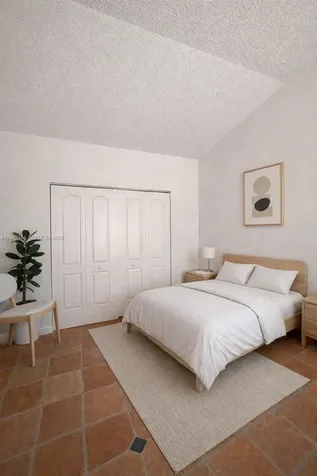1045 NW 126th Place Miami FL 33182