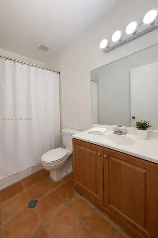 1045 NW 126th Place Miami FL 33182