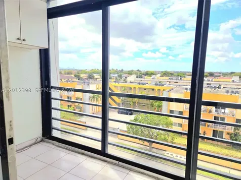 4670 W 13th Lane Hialeah FL 33012