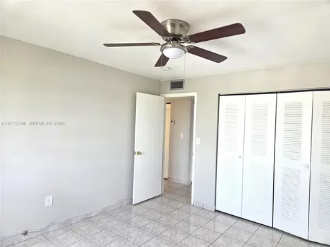 4670 W 13th Lane Hialeah FL 33012