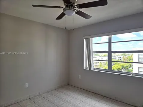 4670 W 13th Lane Hialeah FL 33012