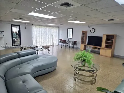 4670 W 13th Lane Hialeah FL 33012