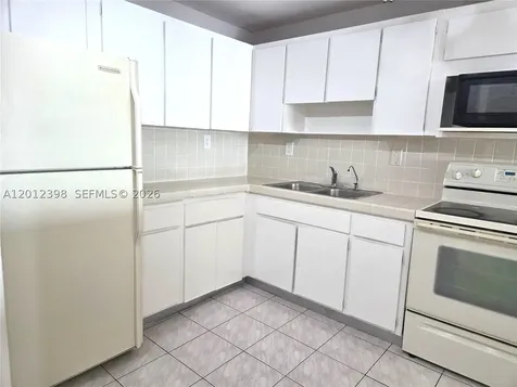 4670 W 13th Lane Hialeah FL 33012
