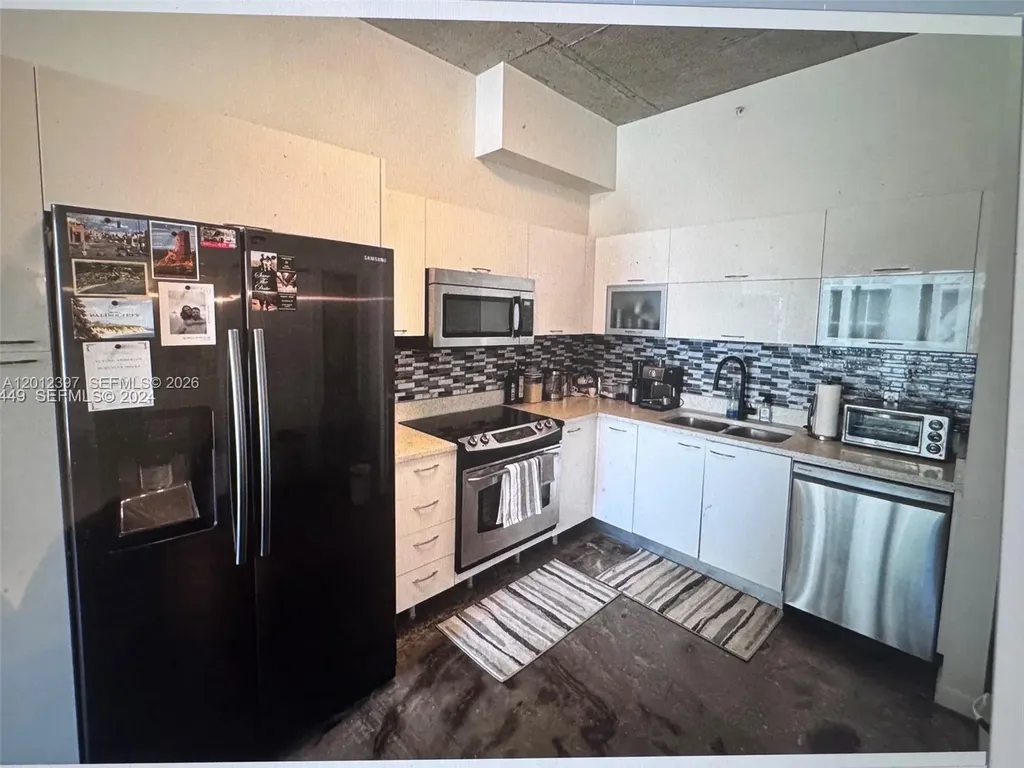 133 NE 2nd Avenue Miami FL 33132