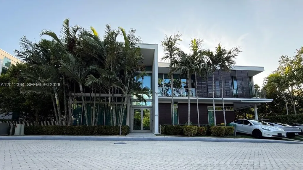 105 Reef Lane Key Biscayne FL 33149