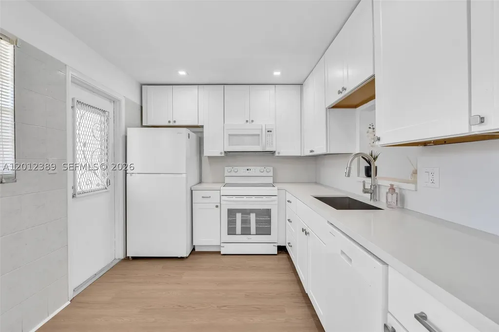 218 NE 12th Avenue Hallandale Beach FL 33009