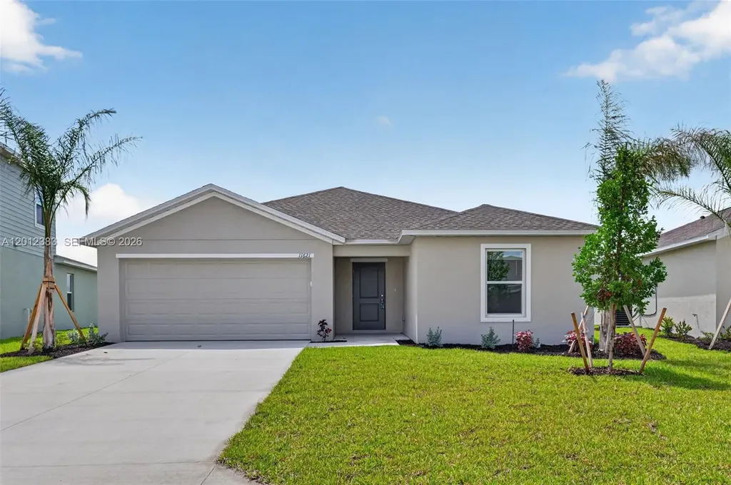 11621 Savanna Lakes Boulevard Lehigh Acres FL 33974