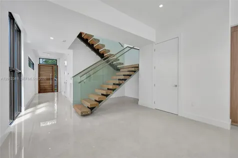 1235 SW 13th Avenue Miami FL 33135