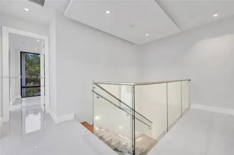 1235 SW 13th Avenue Miami FL 33135