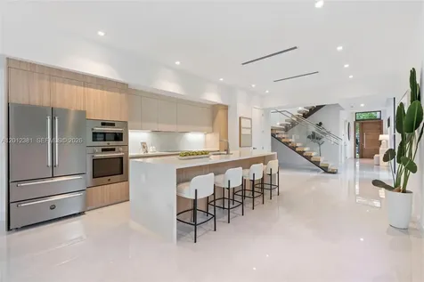 1235 SW 13th Avenue Miami FL 33135