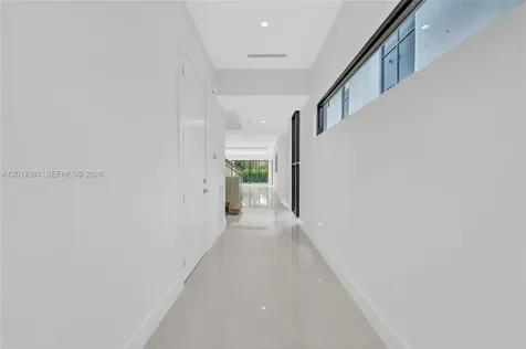 1235 SW 13th Avenue Miami FL 33135